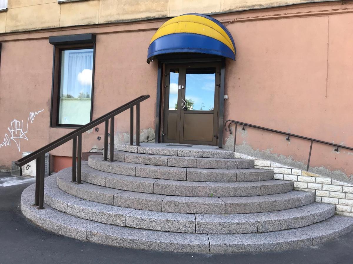 Aparthotel Нарва Екстер'єр фото